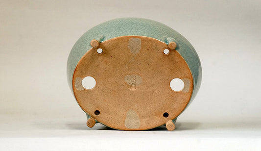 Eimei Deep Oval Pot in Celadon with Cat Feet 7.1"(18.2cm) E561 +++ Shipping Free