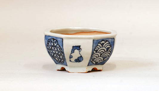 Gassan Octagonal Pot with Hand-Painted 4 Puppies 3.6"(9.2cm) G164 +++ Shipping Free