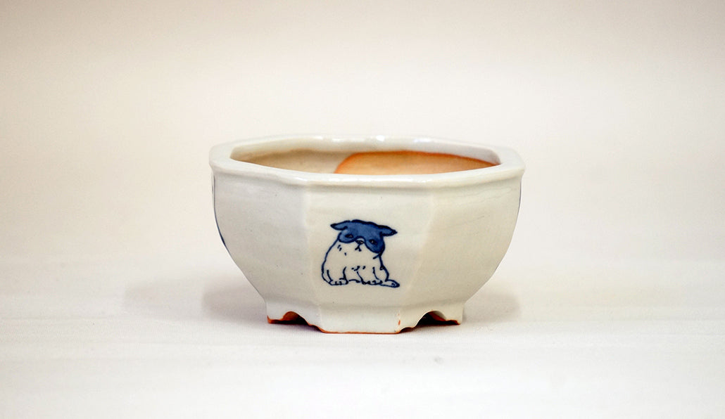 Gassan Octagonal Pot with Hand-Painted Japanese Puppies 3.6"(9.2cm) G160 +++ Shipping Free