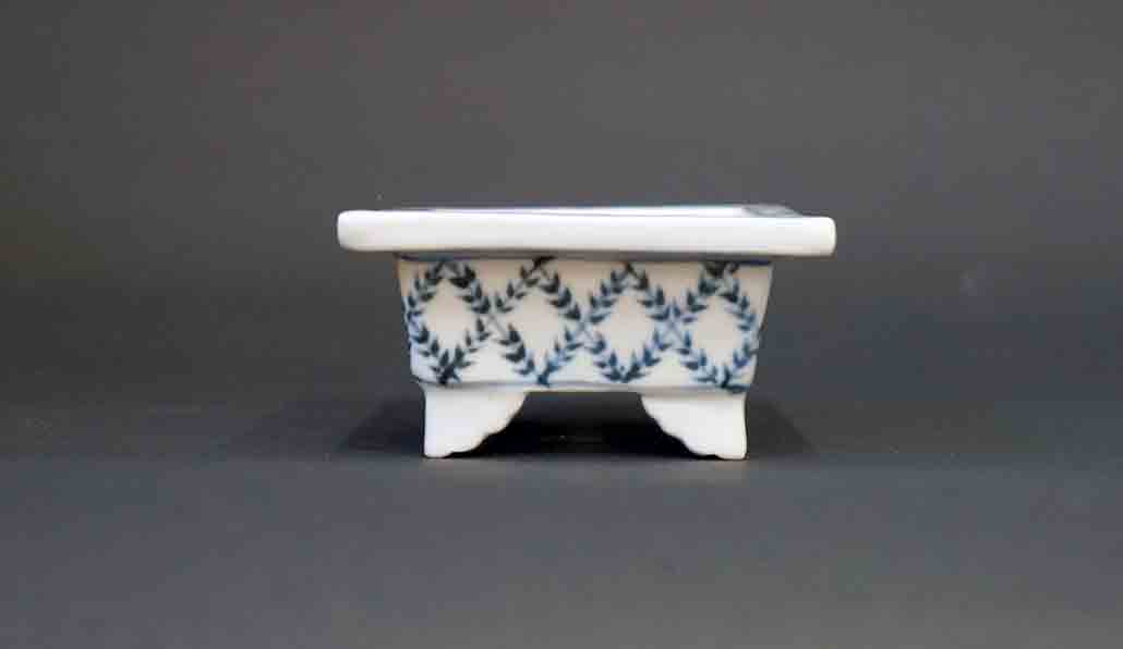 Rectangle Pot with the Painting of Grass Pattern, Wide Brim by Yuka 4.8"(12.3cm)