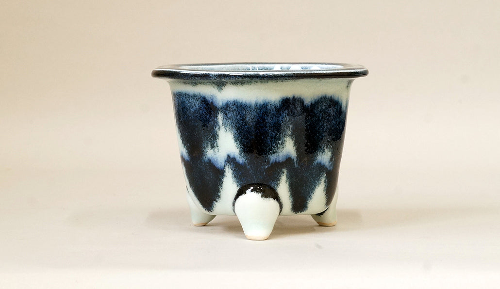 Flower Shaped Pot by Yuka Y030 +++ Shipping Free