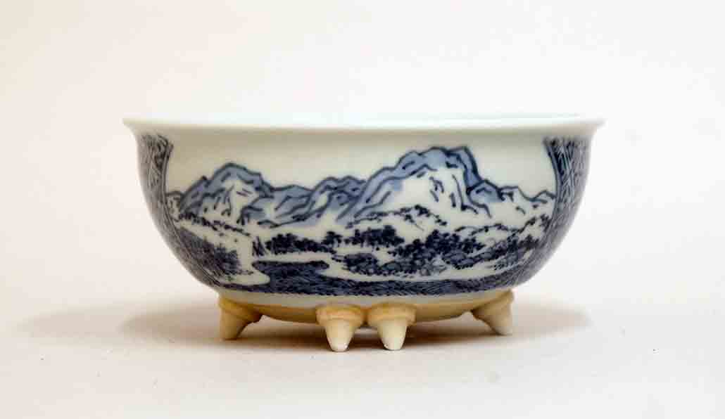 Gassan Pot with Landscape & Pattern Painting 4.6"(11.8cm)