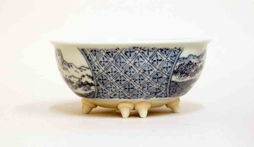 Gassan Pot with Landscape & Pattern Painting 4.6"(11.8cm)