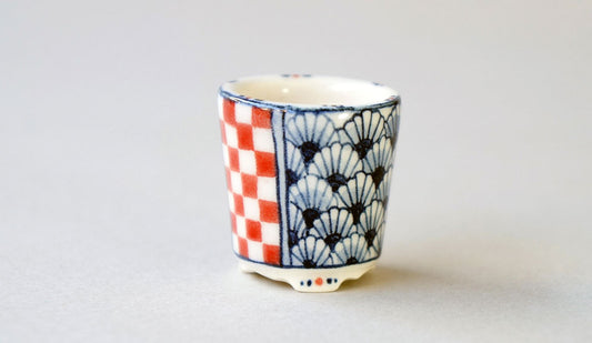 Mayu Miniature Bonsai Pot with Red Checkered Pattern