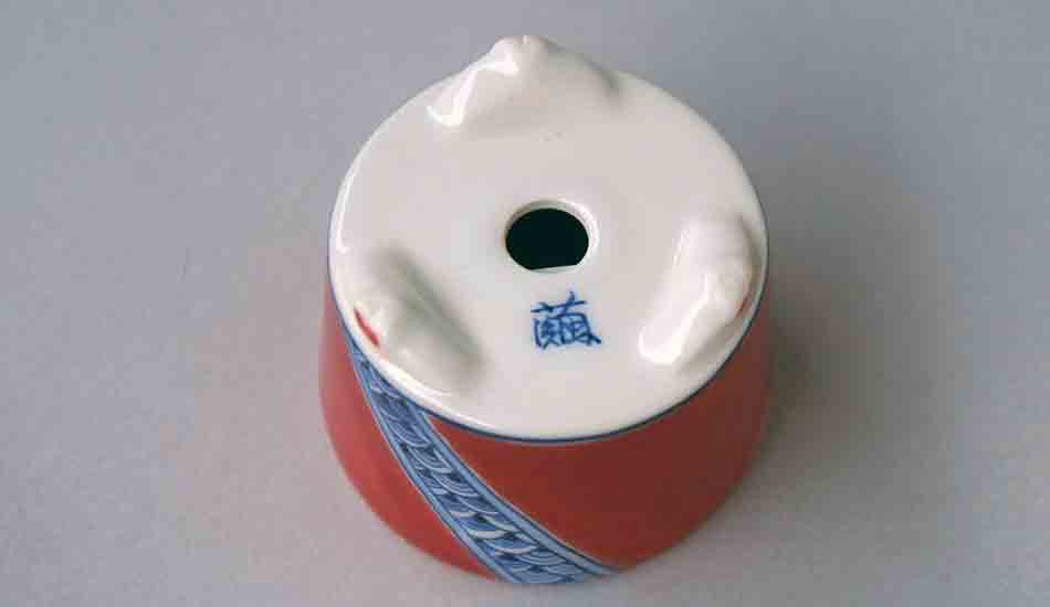 Mayu Round Bonsai Pot with Blue Patterns in Red