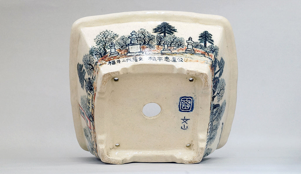Bonsai Pot Featuring a Scene of a Historic Temple by Bunzan 10.3"(26.2cm) B091　　