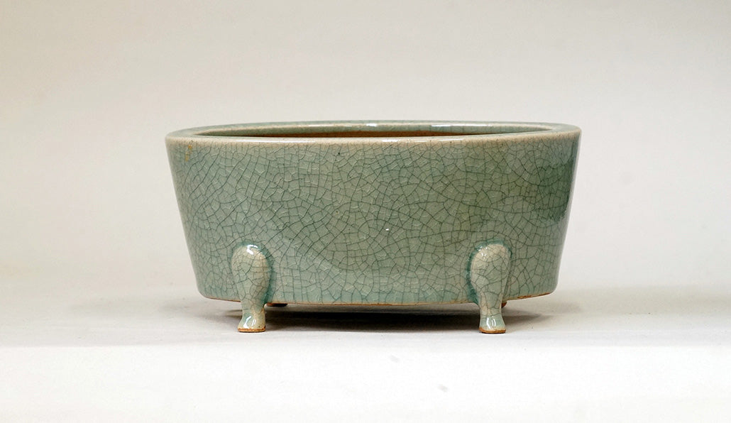 Eimei Deep Oval Pot in Celadon with Cat Feet 7.1"(18.2cm) E561 +++ Shipping Free