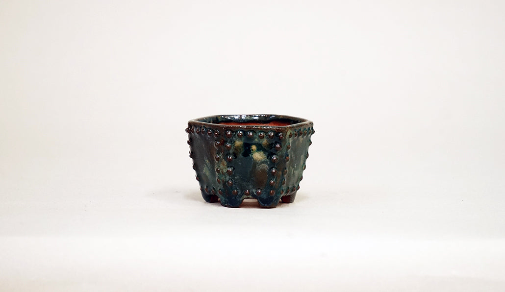 Kei Deep Green Glazed Hexagonal Bonsai Pot with Studded Design 2.2"(5.5cm) K025 +++Shipping Free