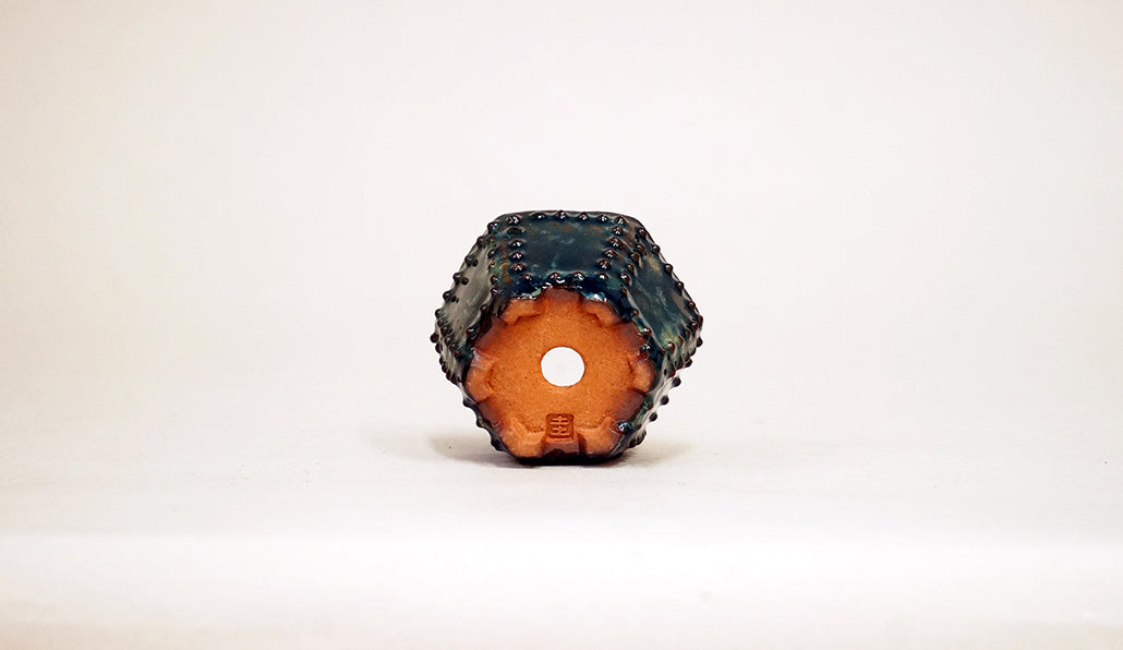 Kei Deep Green Glazed Hexagonal Bonsai Pot with Studded Design 2.2"(5.5cm) K025 +++Shipping Free