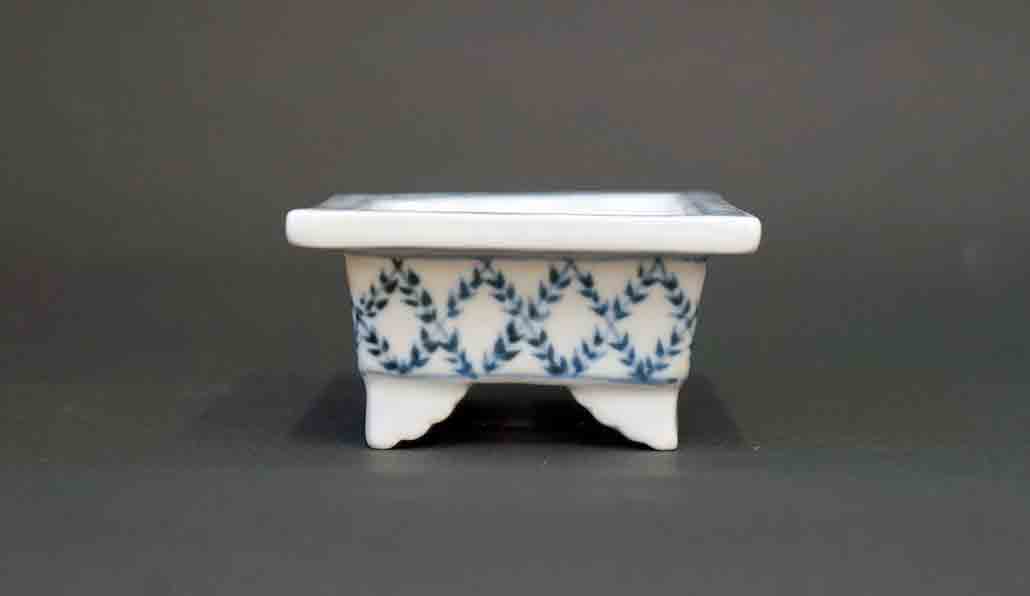 Rectangle Pot with the Painting of Grass Pattern, Wide Brim by Yuka 4.8"(12.3cm)