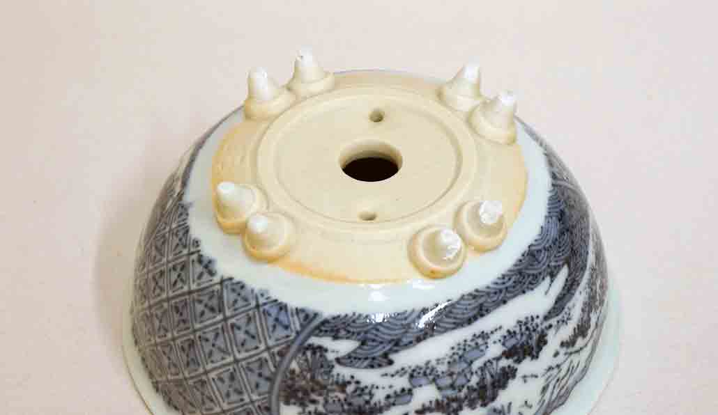 Gassan Pot with Landscape & Pattern Painting 4.6"(11.8cm)